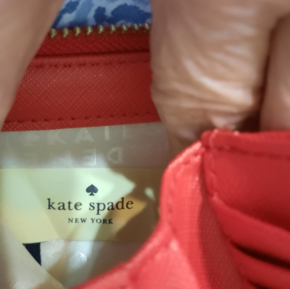 Kate Spade Red Laurel Way Darci Zip Leather Wallet NWOT - Picture 5 of 15